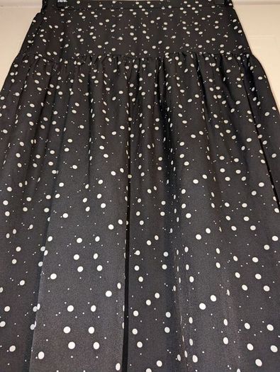 Perfect for Summer, gorgeous midi skirt