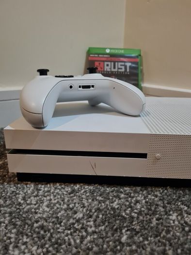 Xbox One S 500GB, Fully Working, Serviced & Factory Reset.