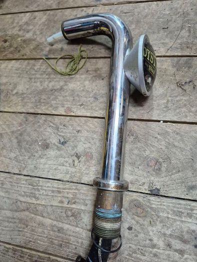 Beer taps and keg couplers
