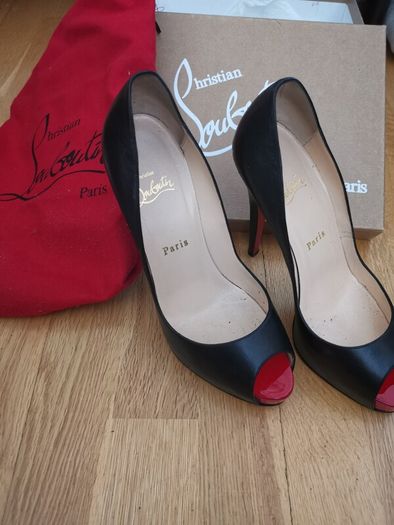 Christian Laboutin Very Prive 120 shoes