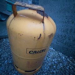 full bottle of gas