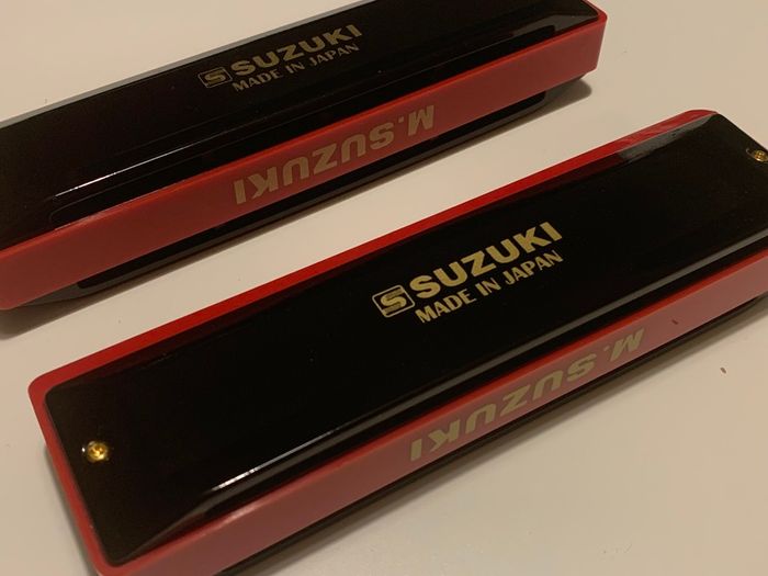 Suzuki Baritone Tremolo Harmonica (Pair C & C#)