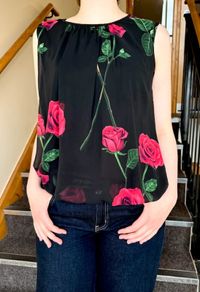 Quiz - Summer top black with roses - Size  XL / 42 / 14