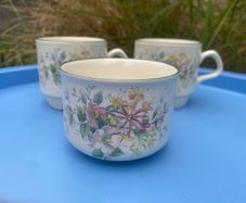Carrigdhoun pottery cups and sugar bowl