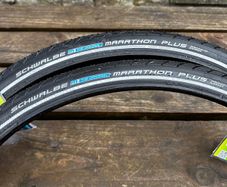 schwalbe marathon plus tires x2 unused