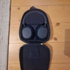 Sony Wh-1000XM5