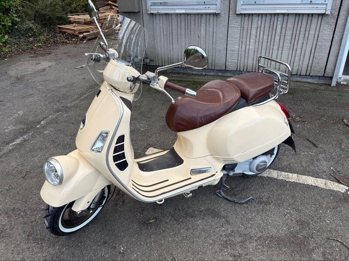 Vespa GTV