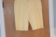Per Una Yellow Knee Length Ladies Shorts.  S.  16.  New- No Tag..