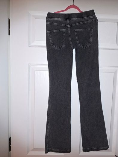 Bundle of jeans, size 10/11 yo