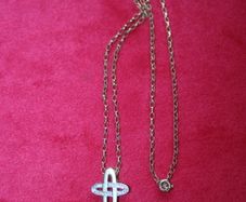 9ct Yellow Gold 375 Natural Diamond Cross Pendant on a 9ct Yellow Gold 375 Chain Necklaces  3,4g