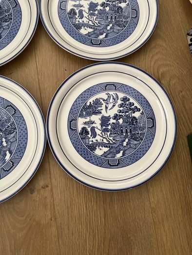 Vintage Arklow Pottery Willow Pattern 6 Dinner Plates as New