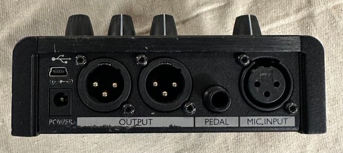TC Helicon VoiceCreate XT Vocal Effects Processor