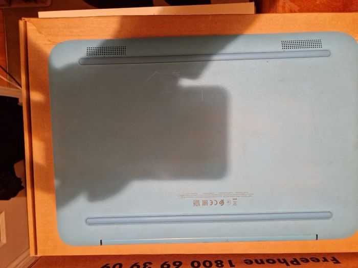 HP Stream, 32GB HDD, 2GB Ram, Windows 10, Blue, in excellent condition