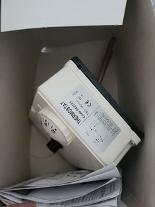 Unvented cylinder dual thermostat