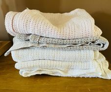 4 cellular blankets
