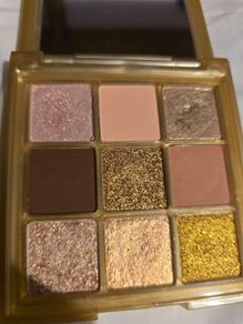 Huda Gold Obaessions Palette