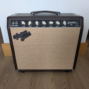 Vintage Sound Amps V15