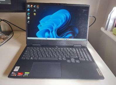 Lenova Gaming Laptop