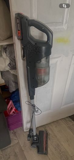 Cordless hoovers