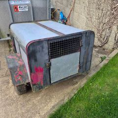 dog trailer
