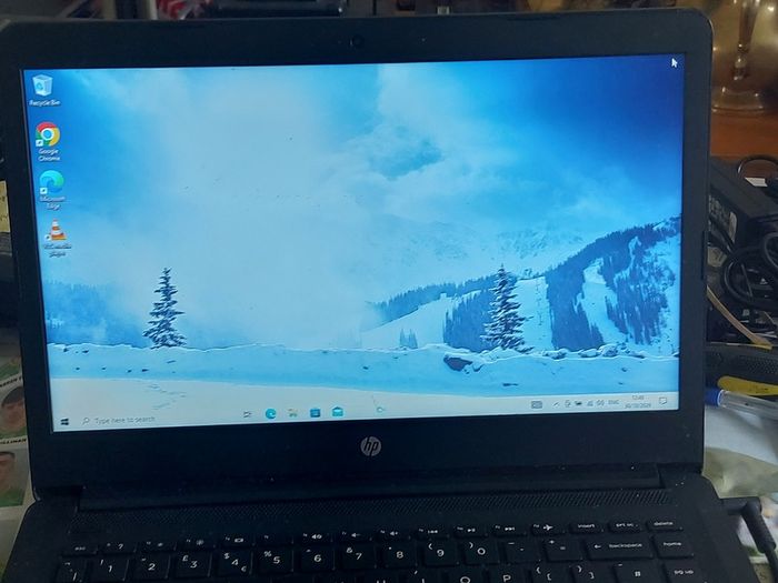 HP Laptop Model 14-dp061sa, Intel Core i3-6006U CPU. 2.0 GHz, 4 GB Ram, 500GGB HDD, windows 10, Microsoft Edge, Chrome, and VLC