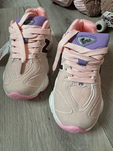 New Balance 9060