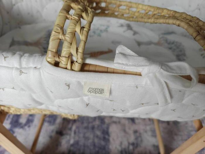 Mamas & Papas Moses Basket (With Stand)