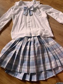 Girl JK top and skirt 9-10 YO
