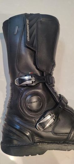 Motorcycle boots