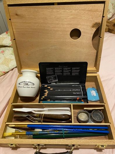 Artists wooden carry case with brushes, pencils and palette