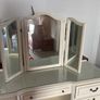 Dressing table Image 2