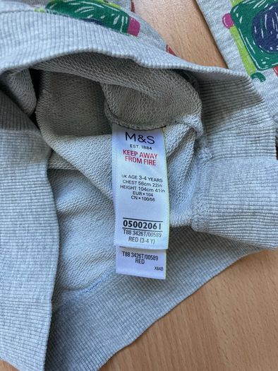 M&S boys sweatshirt, 3-4y