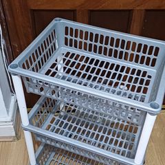 Basket/ storage