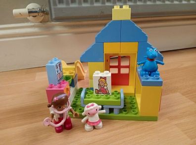 DUPLO Nurse house