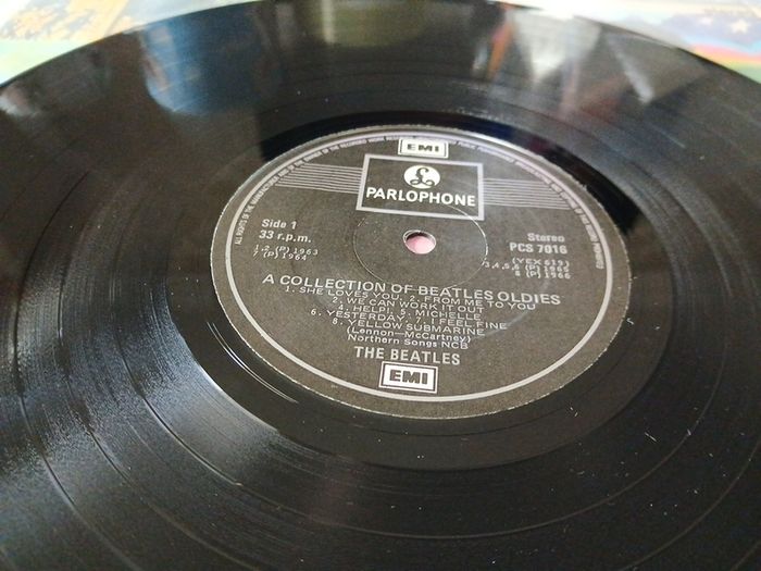 The Beatles A collection of  Beatles oldies IRISH  PRESS RARE 1977 press