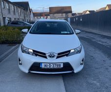2014 Toyota Auris Petrol Hybrid