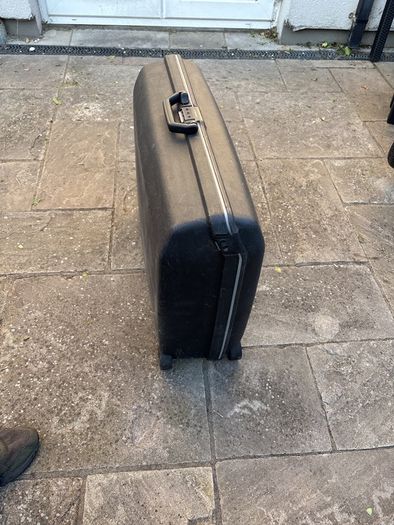 samsonite suitcase