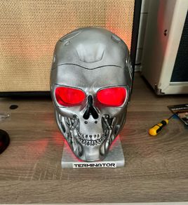 Terminator head display