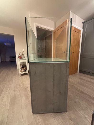 Aqua Spec 280litre with matching Aqua Spec Cabinet