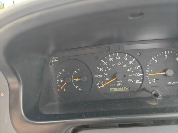 2003 Toyota hiace
