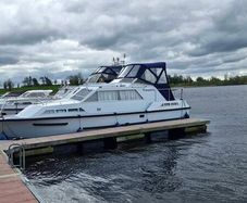 Aquafibre 32 Motor Cruiser