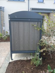 Bin store