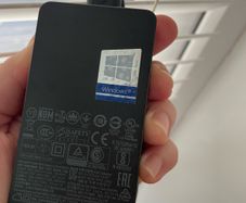 Charger Microsoft Surface 44W Power Supply (Model 1800),