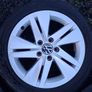 16" Genuine Vw Alloys with tyres Image 4