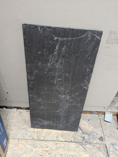 30 roof slates
