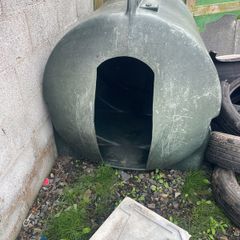 dog house
