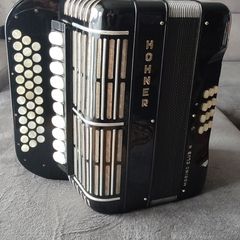 Hohner Morino Club N Button Accordian C/F