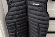 Berghaus boys sleeveless jacket