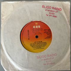 PRICE DROP! Willie Nelson - Let it be Me. Seven inch Irish pressing, cover stamped with Radio Sligo.  Not listed on Discogs and a very rare release. Plays great.