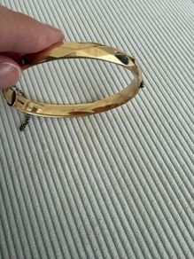 Stunning Vintage Mid-Century 9ct Gold "B.Core" Geometric Faceted Hinged Bangle